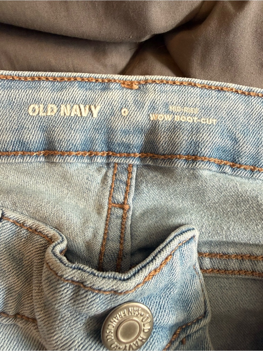 Old Navy Light Blue Mid-Rise womansJeans - Bootcut